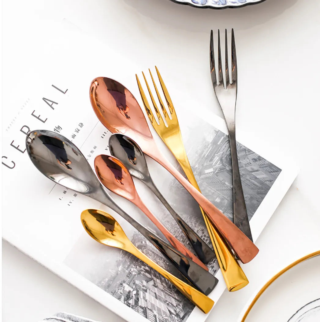 Sada příborů Monarch