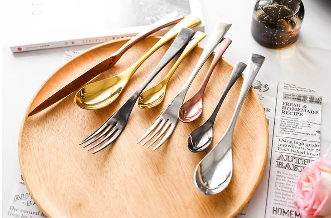 Sada příborů Monarch